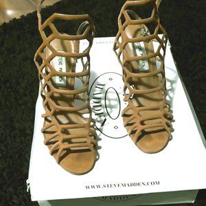STEVE MADDEN HEELS